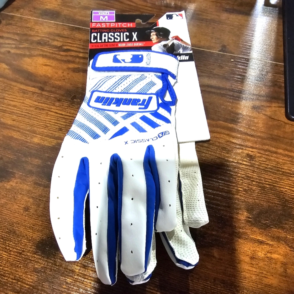 SOLD Franklin Fast Pitch Softball women's batting gloves Classic X. Size Women M